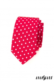 Červená slim kravata s bílými puntíky