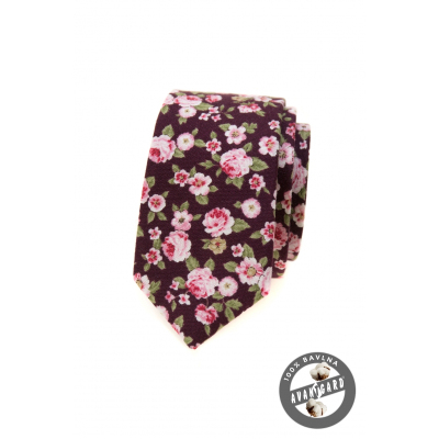 Úzká kravata s růžovými květy