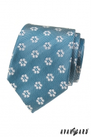 Světle modrá kravata s květinovým vzorem