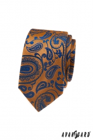 Oranžová kravata s modrým Paisley vzorem